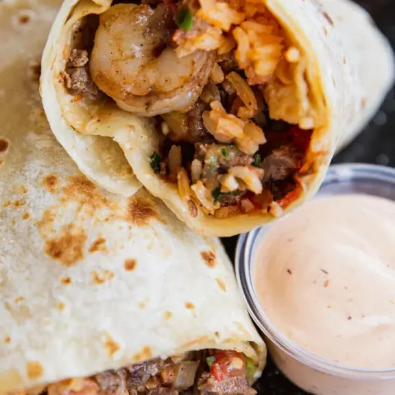 Specializes In Tacos And Enchilada - Roberto's Taco Shop - Point Loma